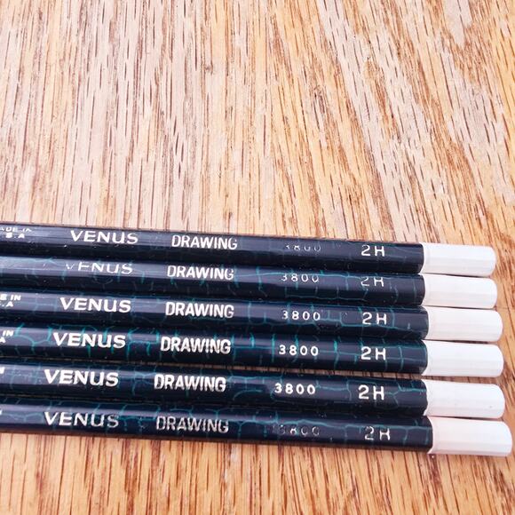 Vtg VENUS DRAWING PENCILS 3800 2H Green Veined 5 Pencils American Pencil Co - Picture 2 of 3